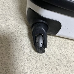 白　キャリーケースの画像