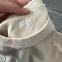 ユニクロTシャツの画像