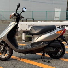 【人気・FI車】ヤマハ JOG SA36J シルバー 【通勤通学に最適】の画像
