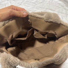 ふわふわもこもこバッグの画像