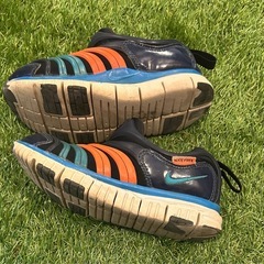 NIKE ナイキ　ダイナモシリーズ　18.0cm　　の画像