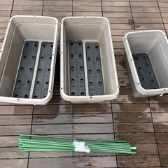 LIFELEX 菜園プランター セット（700型×2、500型×1、支柱22本付き）の画像
