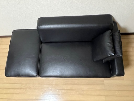 オットマン付き2人掛けソファー
