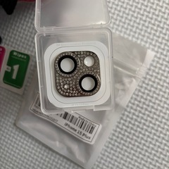 iPhone15Plus用　カメラレンズのアクセサリーの画像
