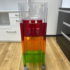 スタッキング バスケット マルチワゴン guzzini 4段 カーサ クリア マルチカラー イタリア製 家具 のご紹介です！の画像