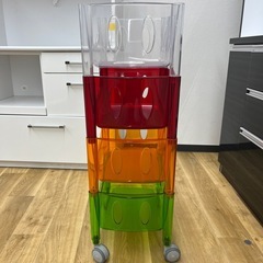 スタッキング バスケット マルチワゴン guzzini 4段 カーサ クリア マルチカラー イタリア製 家具 のご紹介です！の画像