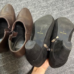 ブーティー2足　の画像