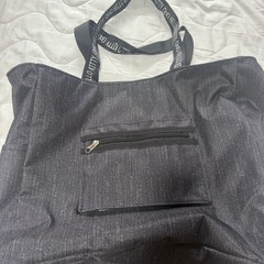 美品✨1度使用　ハローキティトートバッグ　大容量の画像