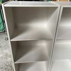 収納棚　カラーボックス　高さ約88センチ幅約41.5センチ奥行き約29センチ　単品は550円の画像