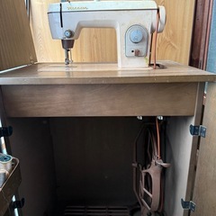 昔のミシンお譲り致します。
の画像