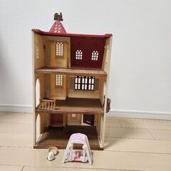 シルバニアファミリー 　シルバニア　まとめ売り　赤い屋根のエレベーターのあるお家の画像