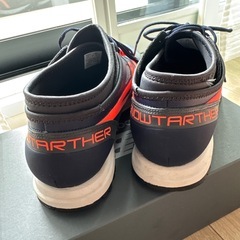 asics 27cm SNOWTARTHER SG ランニングシューズの画像