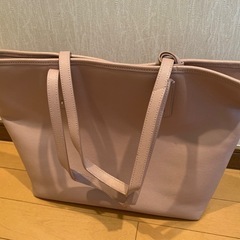 FURLAのバックの画像
