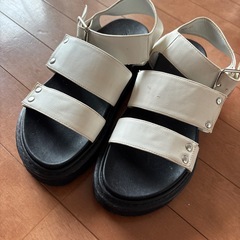 サンダル　Mの画像