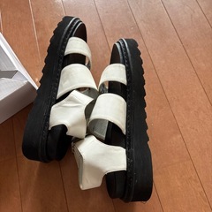 サンダル　Mの画像