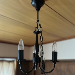 アイアンシャンデリア　3灯の画像