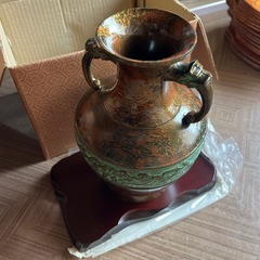 壺　(多分鉄製)の画像