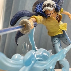 ロー　フィギュアの画像