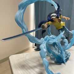 ロー　フィギュアの画像