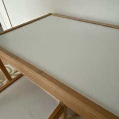 IKEA キッズテーブルチェアセットの画像