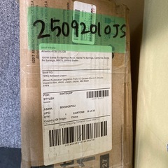 未使用品　メディア収納キャビネット エボニー 大切な音楽、映画、ビデオゲーム、記念品コレクションの保管と整理 色(エボニー)幅33×奥行20×高さ137cm の画像