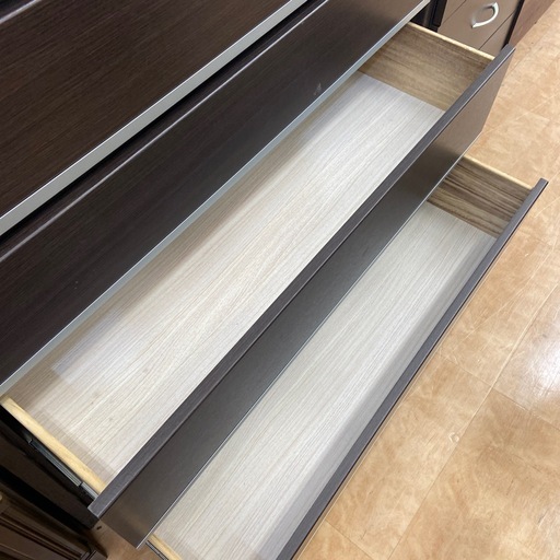 【来店いただける方限定】　6段チェスト　ブラウン　【トレファク摂津店】