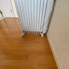 DeLonghi オイルラジエターヒーターの画像