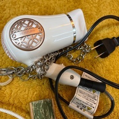 靴棚持って行ってくれる方優先　小物家電不用品の画像