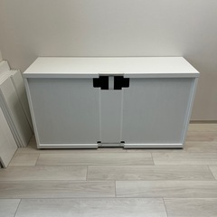 IKEA BESTÅ ベストー シェルフユニット 扉付, ホワイトの画像