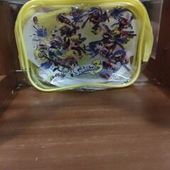 ショーケース　レトロ　ヨーロピアン棚　カップボード　飾り棚　鏡付き棚　ガラス棚　飾棚の画像