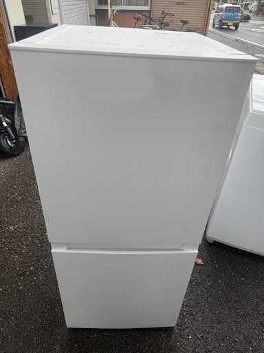 美品　2023年　ハイアール　121リットル