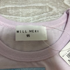 新品、未使用　アイスクリームプリントのライトピンクTシャツの画像