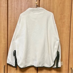 【美品】UNIQLO  フリース　プルオーバー　の画像