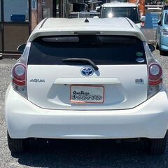 【自社ローン対応】★保証人なし★全国対応★アクア　S★ﾎﾜｲﾄ★ハイブリット★ナビ付★ETC★車検R8/4の画像