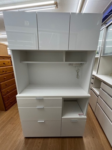 ☆ドリーム荒牧店☆ジモティー割引有☆【クリーニング済】　ニトリ/3枚扉オープンボード/WHT