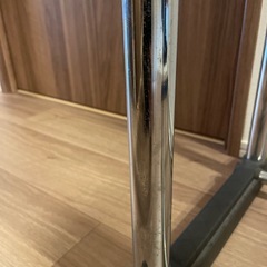 ハンガーラックの画像