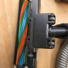 値下げ交渉します。★TOSHIBA　 サイクロン掃除機　　VC-CF30（R） ２０２１年製　　美品の画像