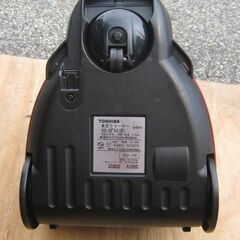 値下げ交渉します。★TOSHIBA　 サイクロン掃除機　　VC-CF30（R） ２０２１年製　　美品の画像