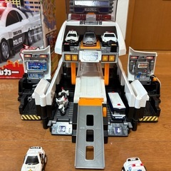 トミカ　デカパトロールカーの画像