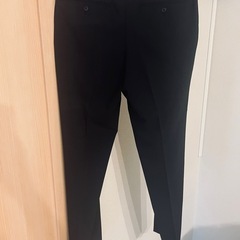 【500円】【未使用新品】ユニクロ　スーツ　スラックスの画像