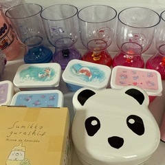 コップ　容器の画像