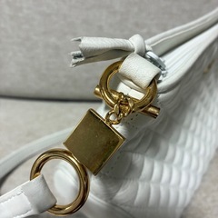 【美品】Kitamura ホワイト ショルダーバッグの画像