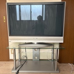 テレビ、テレビ台の画像