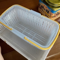 収納カゴ　小物入れの画像