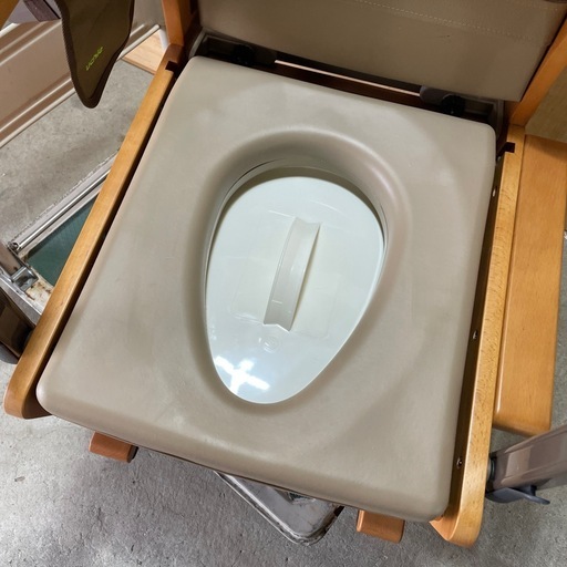 中古品 ウチエ さわやかチェアPT ポータブルトイレ 介護 