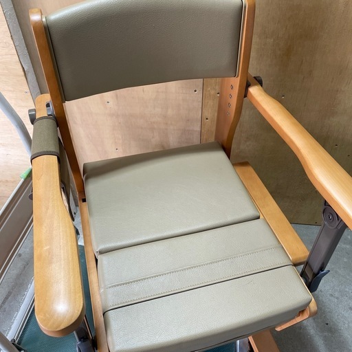 中古品 ウチエ さわやかチェアPT ポータブルトイレ 介護 
