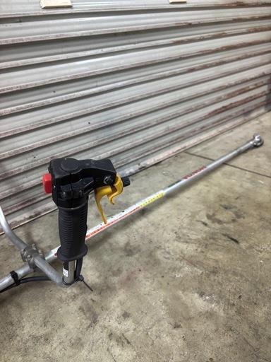 ホンダ草刈り機　UMK425H
