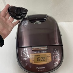 R303 ☀️ Panasonic IH炊飯ジャー 5.5合炊き 21年製 SR-HVD1000 ⭐ 動作確認済 ⭐ クリーニング済の画像