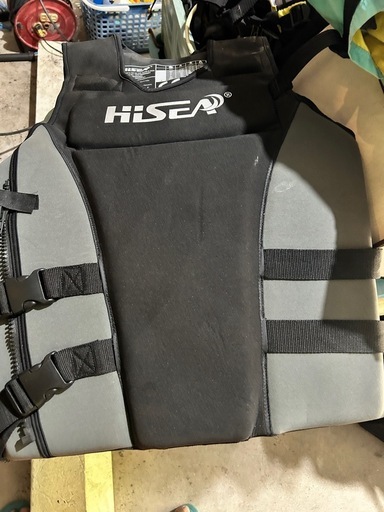 ライフジャケットまとめ売り！