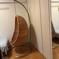 ハンギングチェアーの画像
